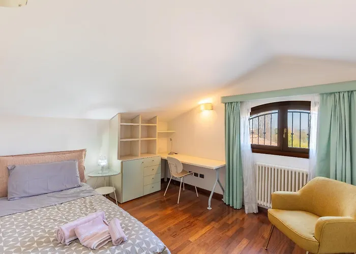 Il Castellaccio 펜션 *