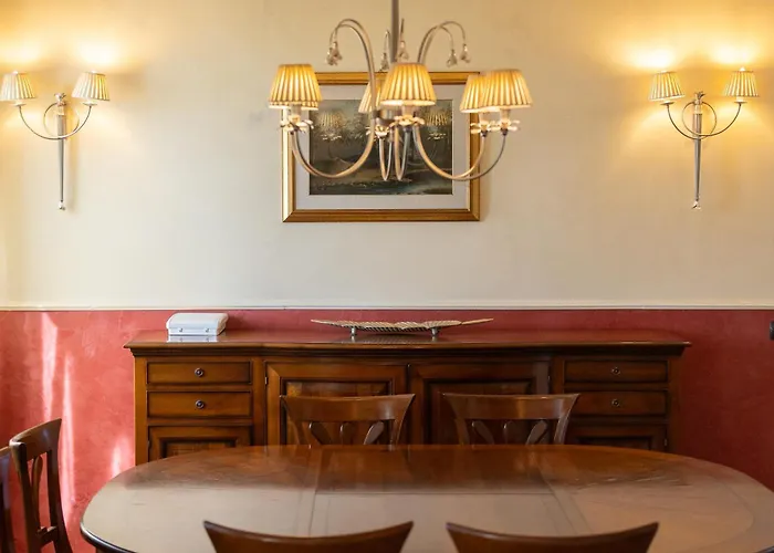 度假居 Il Castellaccio 里米尼